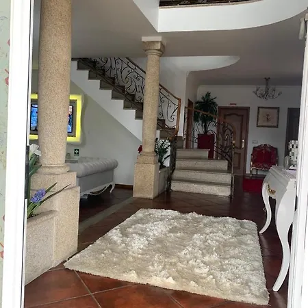Luxury Pensionat Pacos de Ferreira